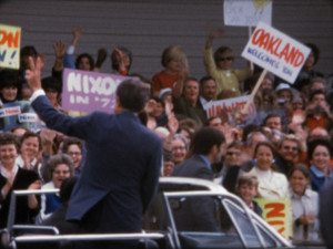 Oakland loves Nixon