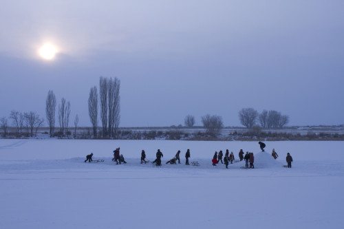 Innocent children playing on the ice. I thought maybe they'd be electrocuted or something. Nope.